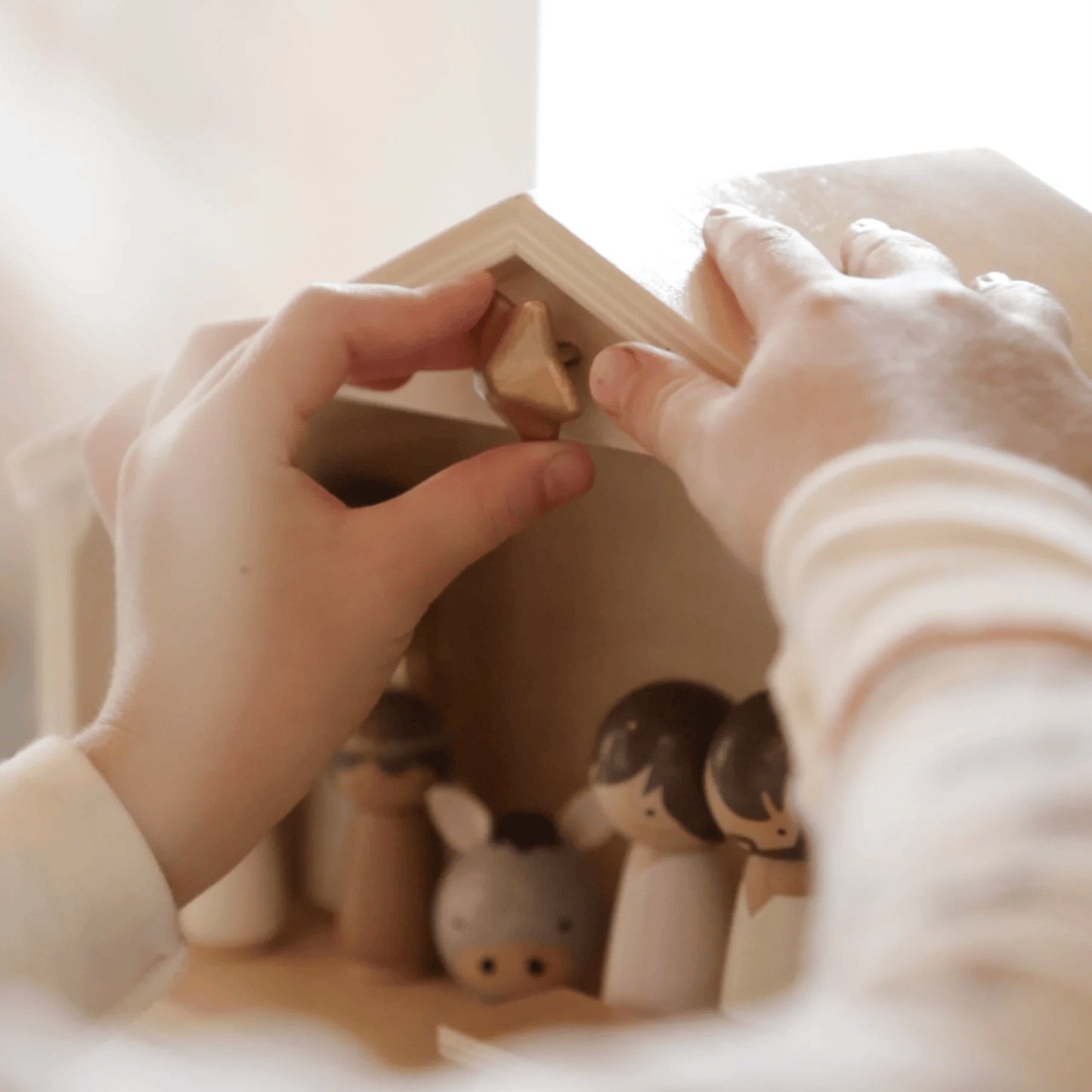 [Official Licensed] The Rescuer –Nativity Advent Calendar✝️