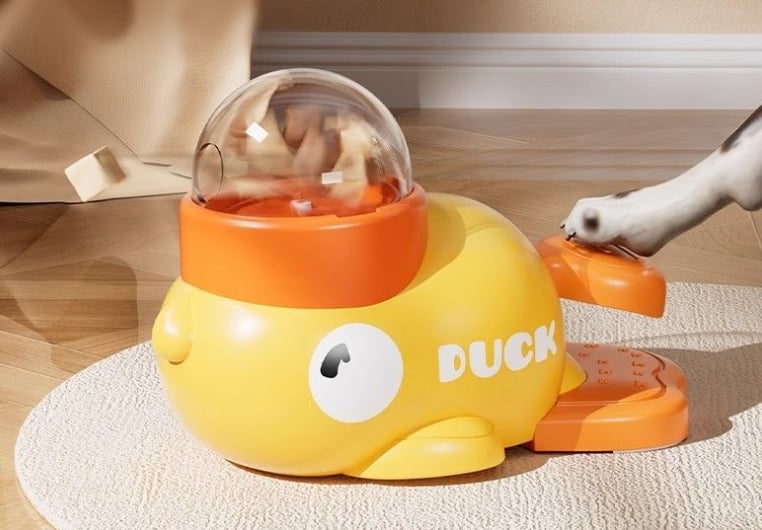 🐾 Duck-Shaped Pet Treat Dispenser: Interactive Feeding Toy for Cats & Dogs